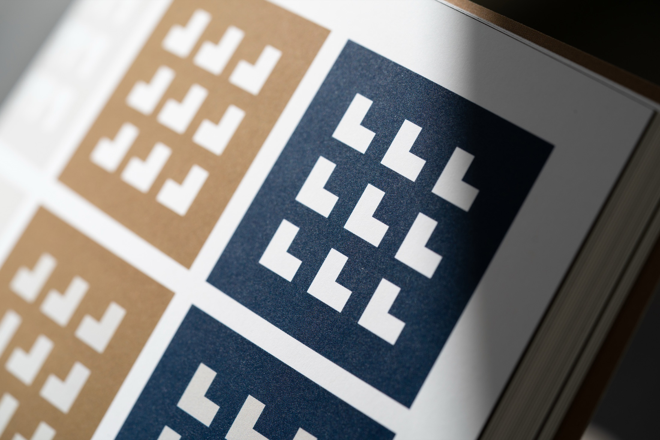 Piermont Bank pattern colorways detail